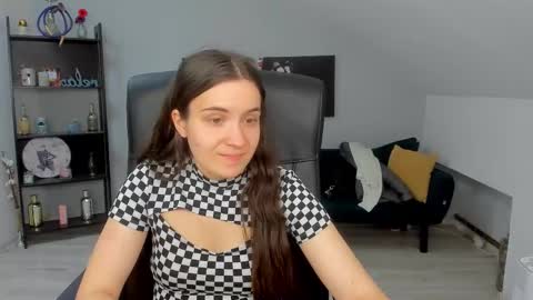Snapshot of melissawiliam chatting on October 14, 11:13 am melissawiliam online show from October 14, 11:13 am