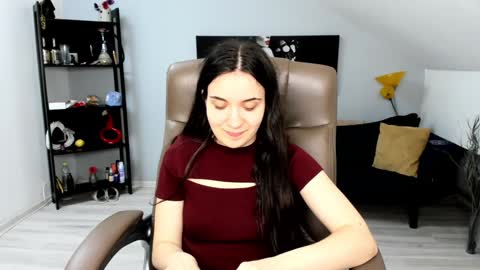 Snapshot of melissawiliam chatting on January 23, 9:39 pm melissawiliam online show from January 23, 9:39 pm