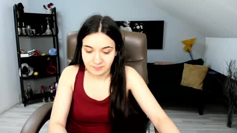 Snapshot of melissawiliam chatting on January 24, 11:37 am melissawiliam online show from January 24, 11:37 am