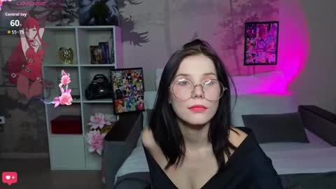 mellhyees online show from November 24, 6:21 pm