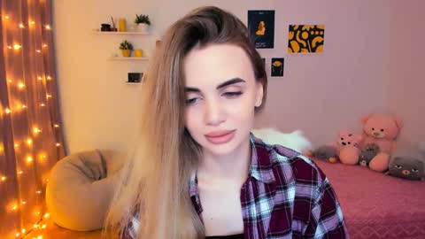 Tessa online show from January 17, 9:39 pm