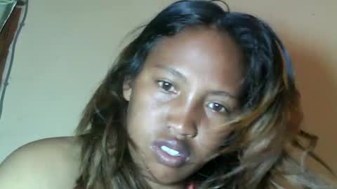 Snapshot of mellissia02 chatting on September 21, 2:43 am mellissa online show from September 21, 2:43 am