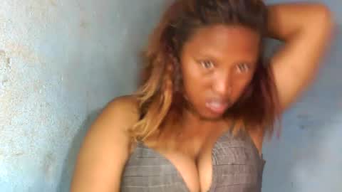Snapshot of mellissia02 chatting on February 3, 3:53 am mellissa online show from February 3, 3:53 am