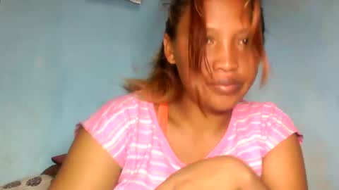 Snapshot of mellissia02 chatting on February 12, 5:15 am mellissa online show from February 12, 5:15 am