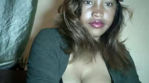 Snapshot of mellissia02 chatting on October 2, 2:49 am mellissa online show from October 2, 2:49 am