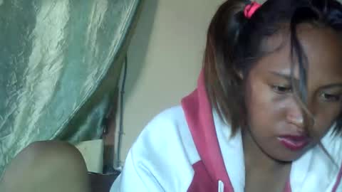 Snapshot of mellissia02 chatting on October 10, 3:33 am mellissa online show from October 10, 3:33 am