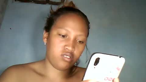 Snapshot of mellissia02 chatting on February 24, 4:04 am mellissa online show from February 24, 4:04 am