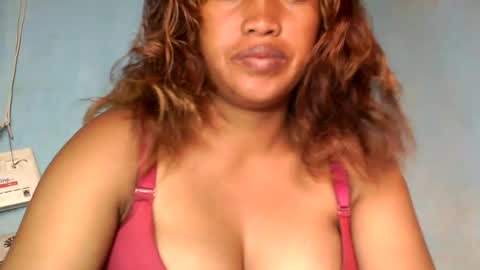 Snapshot of mellissia02 chatting on March 11, 4:41 am mellissa online show from March 11, 4:41 am