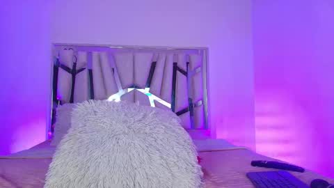    online show from November 27, 8:23 pm