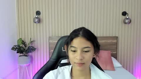 Snapshot of melody_flowers chatting on January 31, 11:56 am Melody online show from January 31, 11:56 am