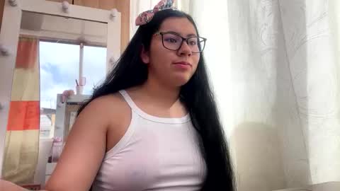 Mell  online show from November 10, 2:01 pm