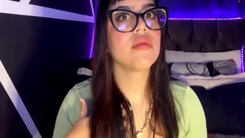 melodydreams1520 online show from September 29, 3:11 am