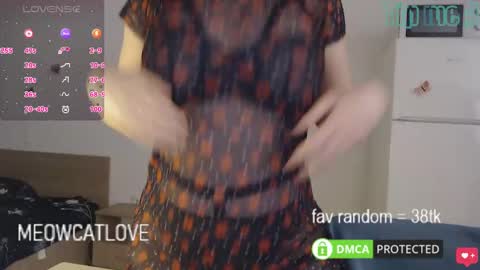 meowcatlove online show from January 30, 8:42 pm