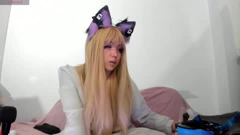meowmelf online show from May 27, 10:29 pm