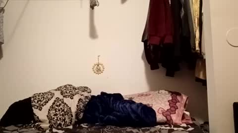 mercedesmakesyoucum6999 online show from February 14, 9:22 am