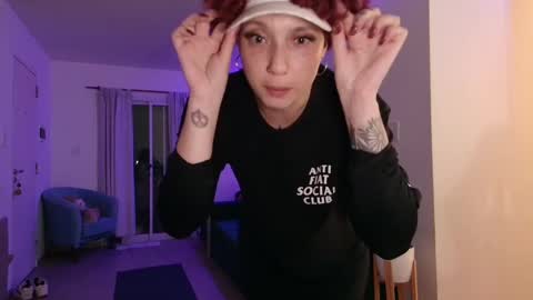 Miss Freckles online show from November 9, 2:07 am