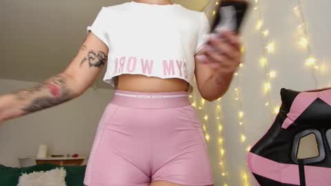 Snapshot of merida__freckles chatting on January 26, 6:58 pm Miss Freckles online show from January 26, 6:58 pm