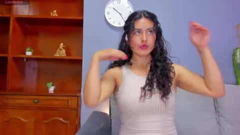 Snapshot of meridafox_ chatting on September 25, 5:33 pm MERI online show from September 25, 5:33 pm