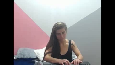 MERILY online show from November 6, 6:58 pm