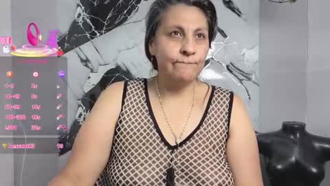 Snapshot of merlyna_goldens chatting on September 26, 1:03 am My next birthday is December 11th. online show from September 26, 1:03 am