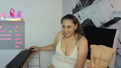 Snapshot of merlyna_goldens chatting on October 18, 1:41 am My next birthday is December 11th. online show from October 18, 1:41 am