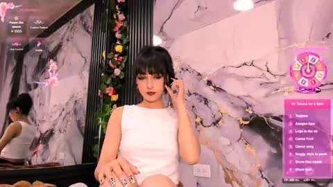 Snapshot of merlynn_ chatting on October 8, 8:18 am Diane 3 online show from October 8, 8:18 am