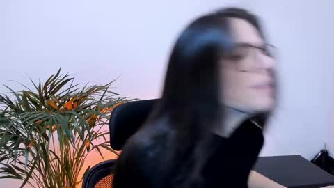 Meurif online show from February 10, 1:44 pm