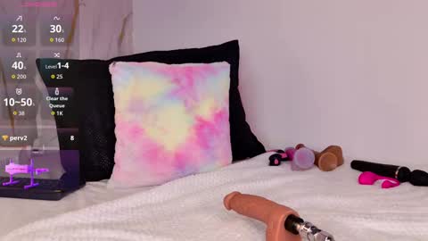 Mia Blonde online show from October 4, 8:13 pm