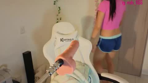 Snapshot of mia_adams66 chatting on September 19, 2:32 am Mia adams online show from September 19, 2:32 am