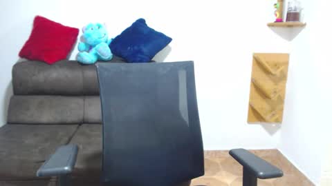 Mia  online show from February 17, 5:56 pm