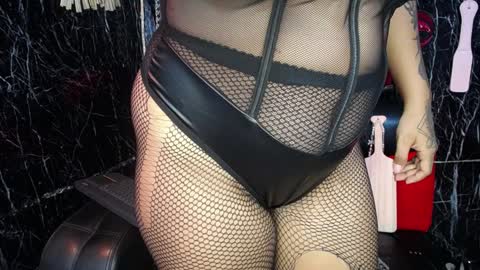 mia Independent model Thanks to everyone for your support online show from January 19, 1:53 am