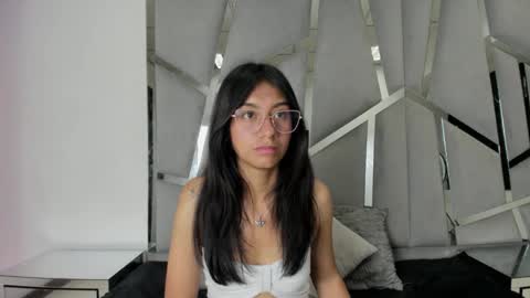 Snapshot of mia_clark18 chatting on October 21, 8:57 pm mia_clark18 online show from October 21, 8:57 pm