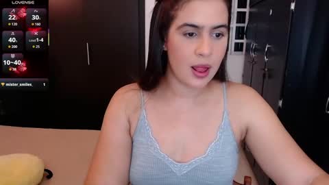 Snapshot of mia_danielsx chatting on October 29, 2:49 am Mia online show from October 29, 2:49 am