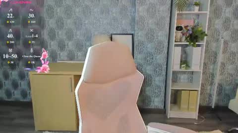 mia_e1fie online show from July 23, 12:56 am
