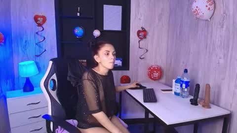 Snapshot of mia_esposito2 chatting on September 30, 3:12 am mia_esposito2 online show from September 30, 3:12 am