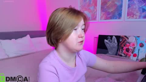 Mia online show from October 26, 3:13 am