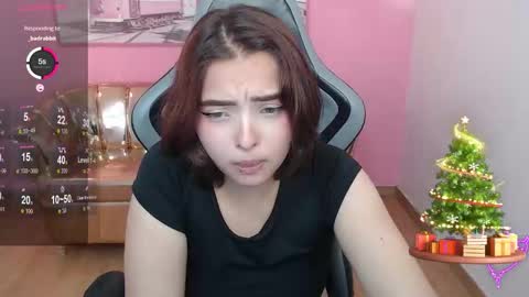 Mia online show from November 30, 4:22 pm