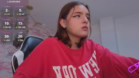 Mia online show from February 26, 2:05 pm