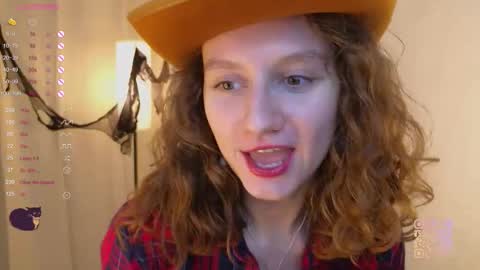 Mia  online show from October 31, 4:22 pm