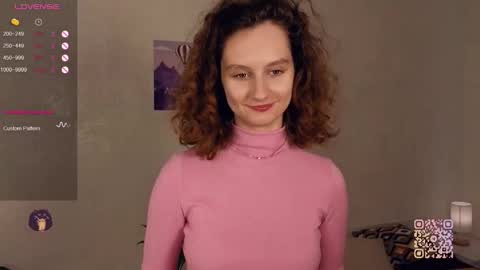 Snapshot of mia_frizz chatting on September 12, 12:12 pm Mia online show from September 12, 12:12 pm