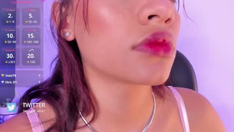 mia_gil_ online show from October 9, 8:24 pm