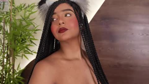 mia_lacy online show from December 19, 8:34 pm