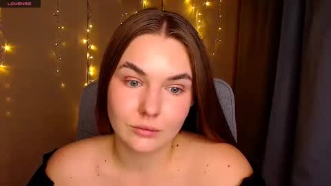 mia_lemm online show from September 26, 12:14 pm