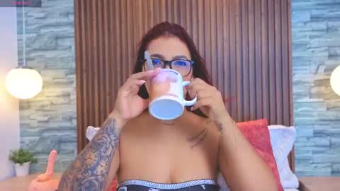 Mia Milf online show from July 10, 11:21 am