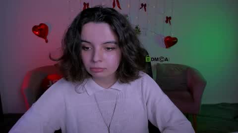 mia_mooon_ online show from April 9, 9:48 am