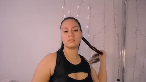Snapshot of mia_reys chatting on December 11, 12:02 pm mia reys online show from December 11, 12:02 pm