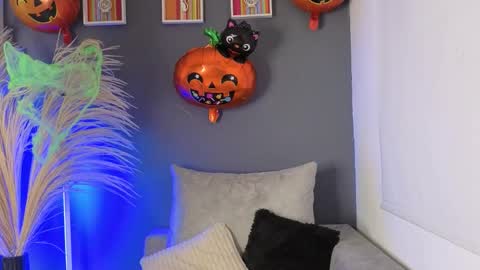 mia_rousse_dark online show from October 17, 9:29 pm