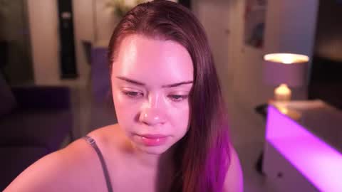 VixenMia online show from October 17, 4:48 am