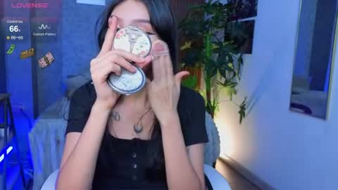 miaa_lee777 online show from July 1, 8:08 pm