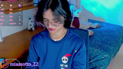 Snapshot of miaa_sotto chatting on January 8, 3:51 am Maria Fernanda online show from January 8, 3:51 am